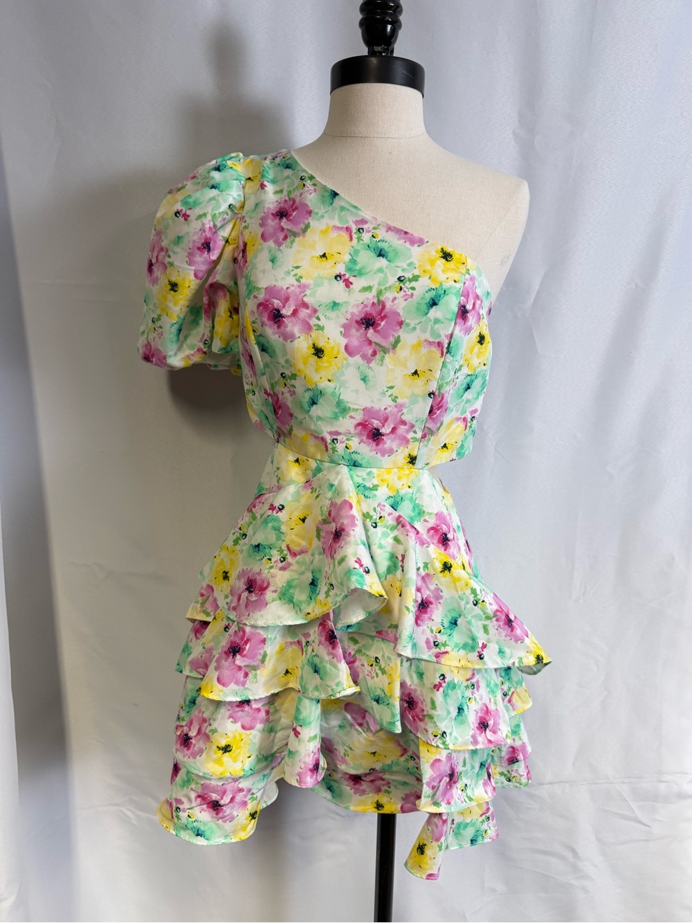 DO+BE Floral One Shoulder Ruffle Mini Dress Cutout Back Size Small